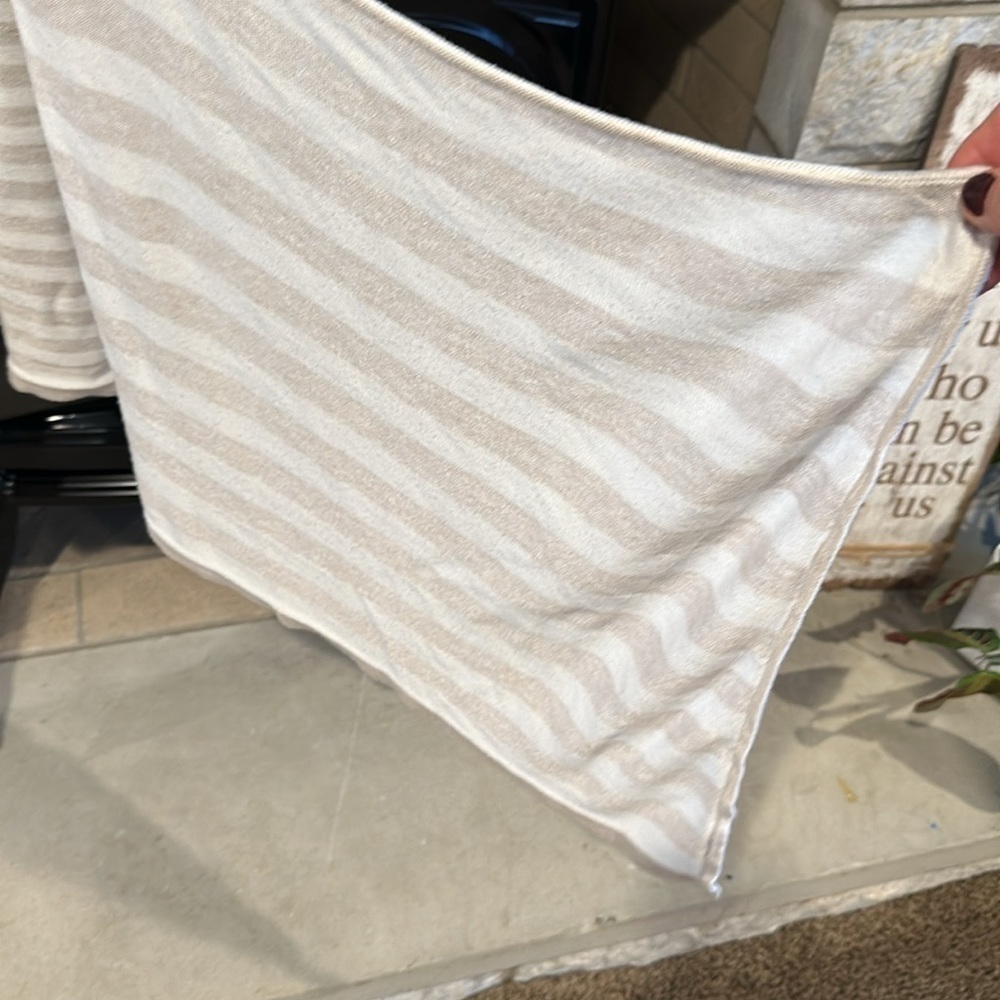 Coldwater Creek sweater vest neutral high low size large - Picture 4 of 5